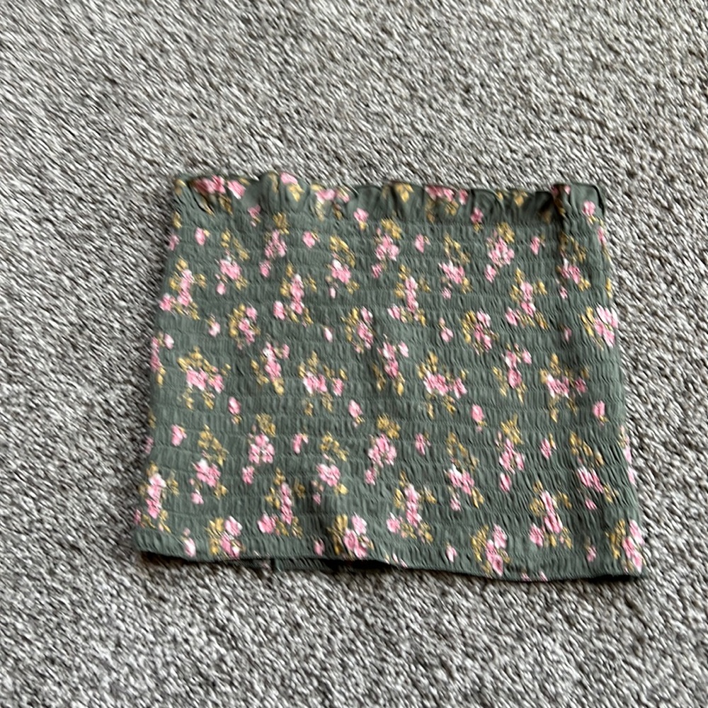 American Eagle top